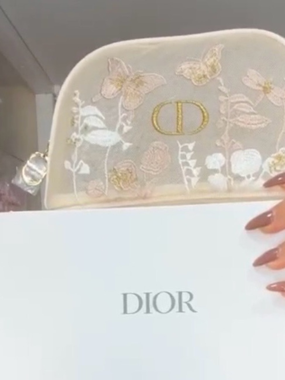 Dior Cream Embroidered Floral Cosmetic Pouch with Gold CD Logo this is a GWP